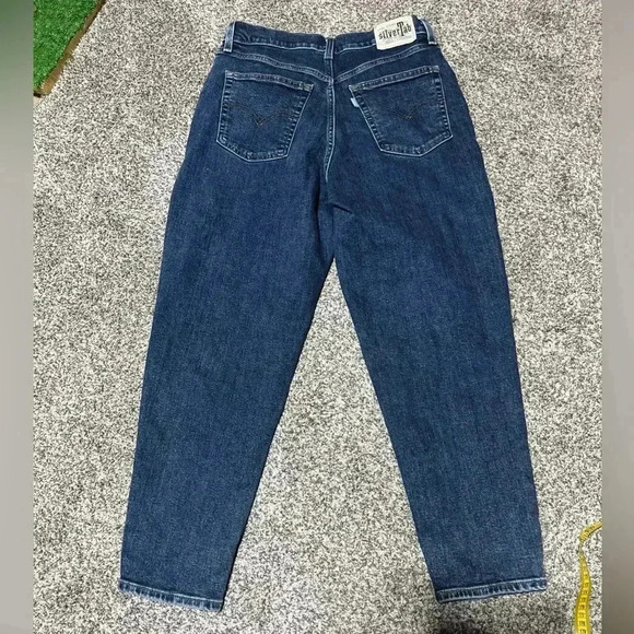 Levis Silvertab High Waisted Mom Jeans Tapered Women’s Size 30 Medium Wash - Picture 11 of 13